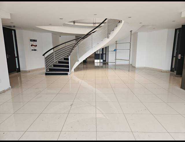 6,561M² WAREHOUSE TO LET IN HUGHES